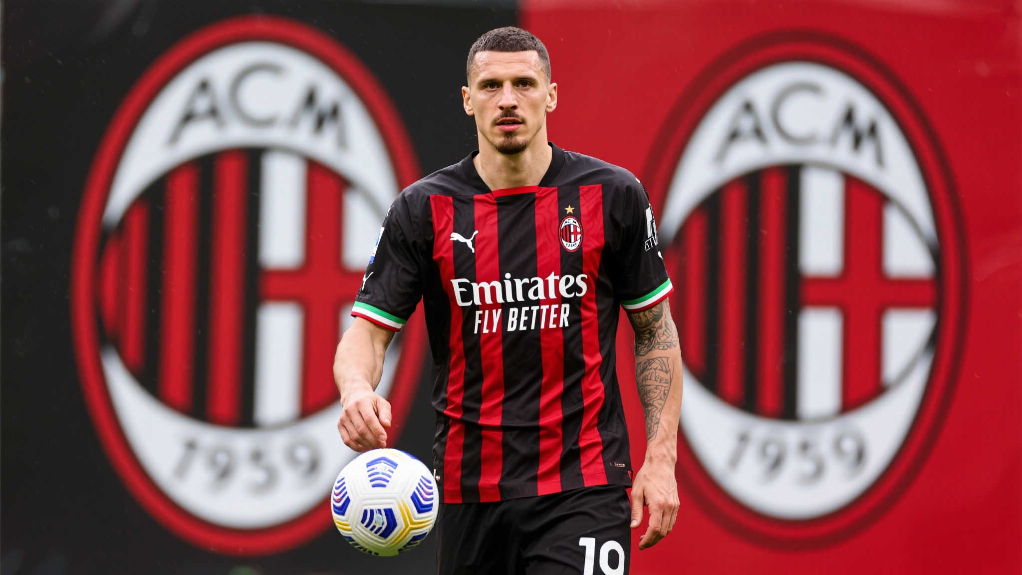 记者：米兰与扎卡个人条款达成一致，即将向勒沃库森报价